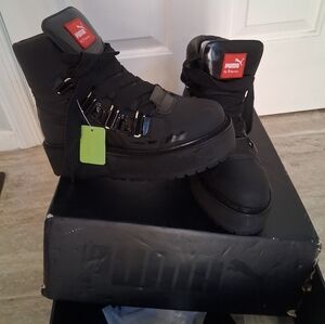 Fenty x Puma Platform boot US size 7. New in box.